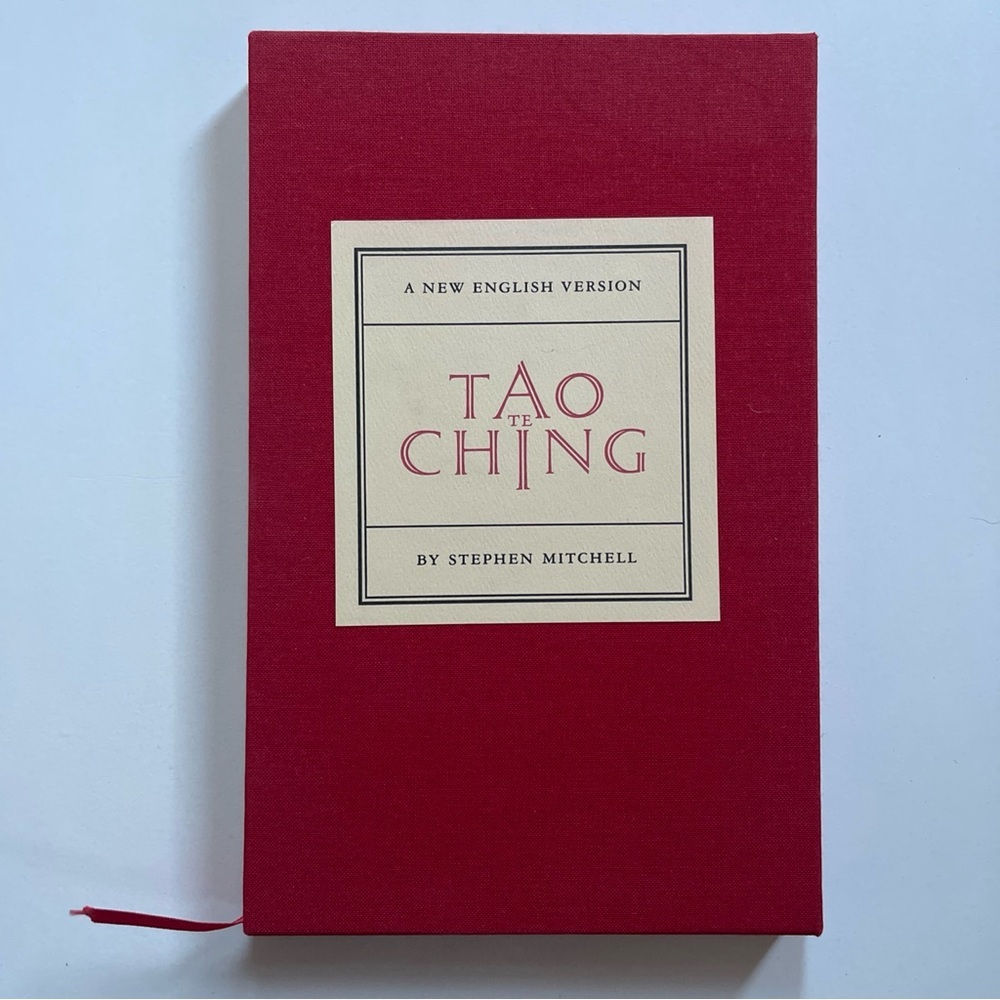 TAO TE CHING: A NEW ENGLISH VERSION By Stephen A. Mitchell - Hardcover Like new